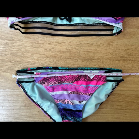 OP 2 Piece Colorful Swim Suit (Bottoms Size Medium, Top Size XL) - Picture 11 of 12